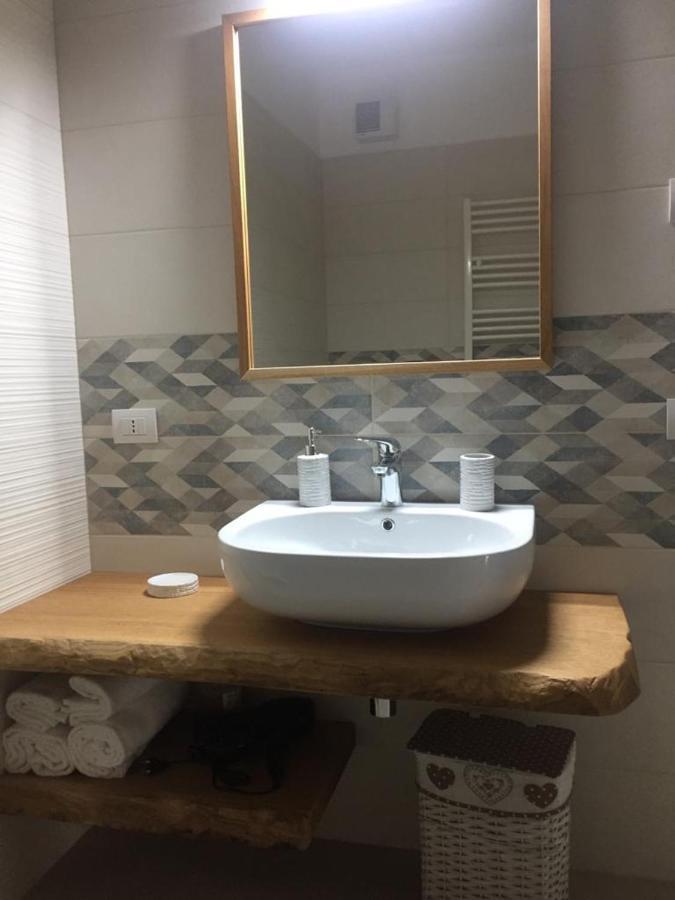 Le Rondini House Hotel โมโนโปลี ภายนอก รูปภาพ