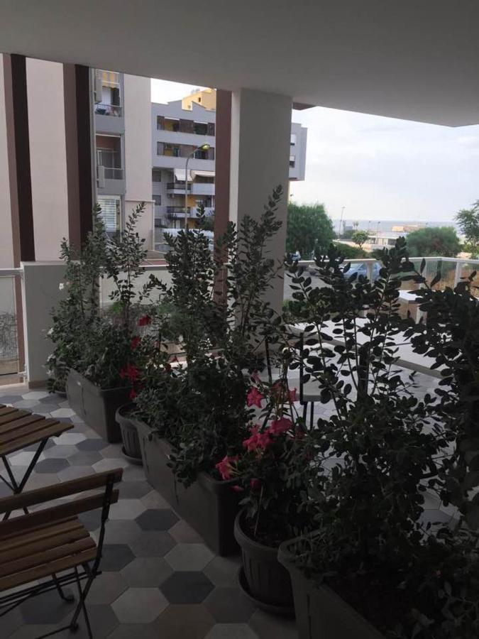 Le Rondini House Hotel โมโนโปลี ภายนอก รูปภาพ