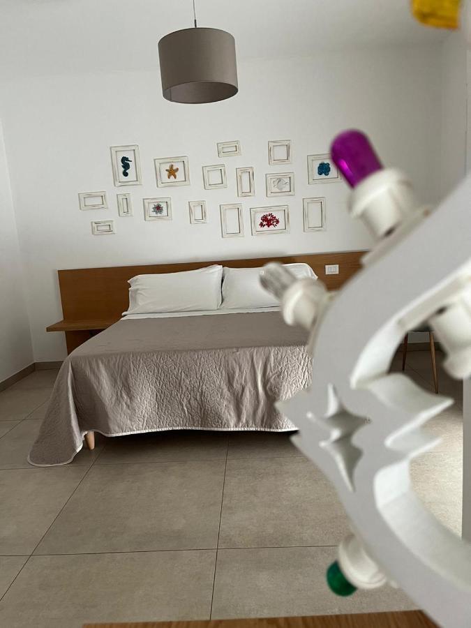 Le Rondini House Hotel โมโนโปลี ภายนอก รูปภาพ